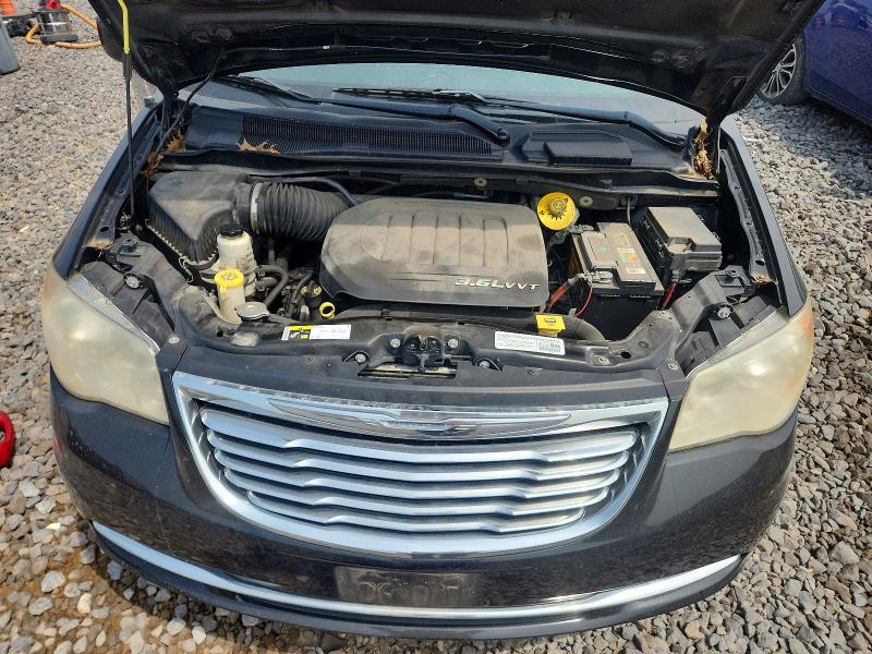 61610956 :رقم المزاد ، 2C4RC1BG4ER300572 vin ، 2014 Chrysler Town & Country مزاد بيع