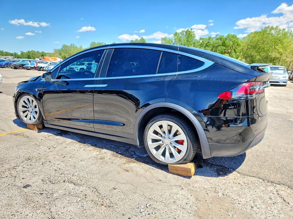 Продаж на аукціоні авто 2020 Tesla Model X, vin: 5YJXCDE4XLF236105, номер лоту: 60649856