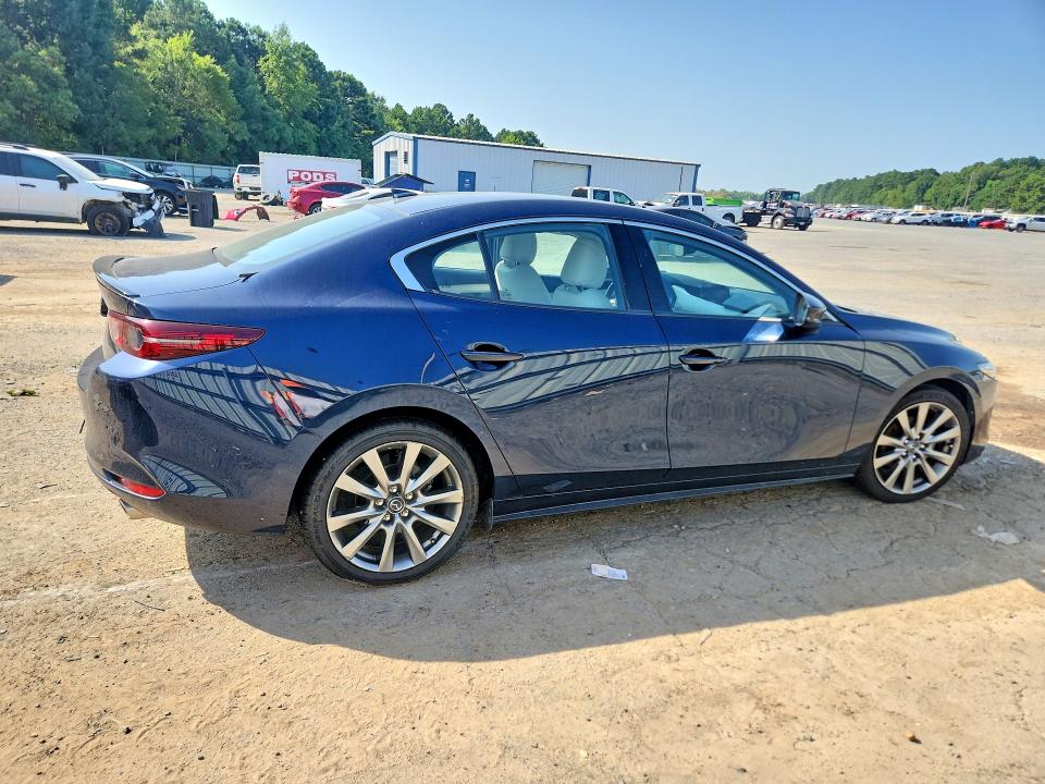 Продажа на аукционе авто 2021 Mazda 3, vin: 3MZBPBDL8MM250588, номер лота: 61996616