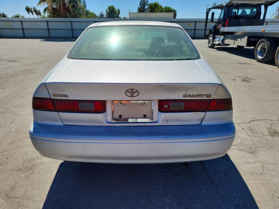 1999 Toyota Camry მანქანა იყიდება აუქციონზე, vin: 4T1BG28KXXU488667, აუქციონის ნომერი: 63027216