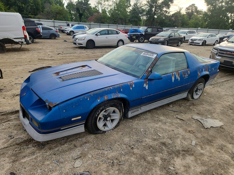 1985 Chevrolet Camaro მანქანა იყიდება აუქციონზე, vin: 1G1FP87H5FN117206, აუქციონის ნომერი: 60364936
