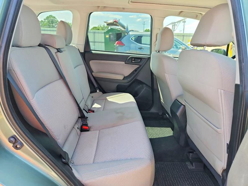62210946 :رقم المزاد ، JF2SJAEC6JH416962 vin ، 2018 Subaru Forester مزاد بيع