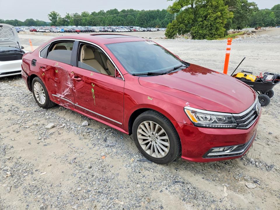 2016 Volkswagen Passat მანქანა იყიდება აუქციონზე, vin: 1VWBT7A32GC059140, აუქციონის ნომერი: 62897896