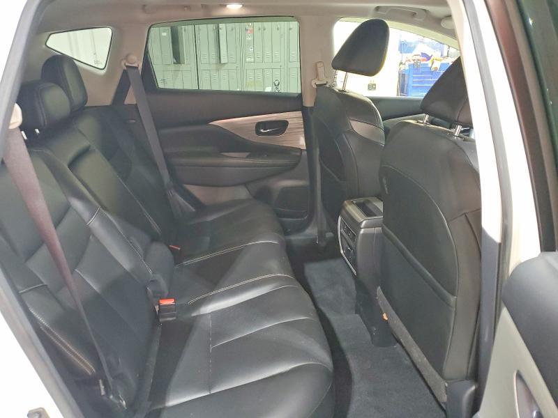 60218636 :رقم المزاد ، 5N1AZ2MHXJN163745 vin ، 2018 Nissan Murano مزاد بيع