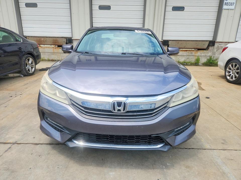 Продаж на аукціоні авто 2016 Honda Accord, vin: 1HGCR2F86GA013675, номер лоту: 61394426