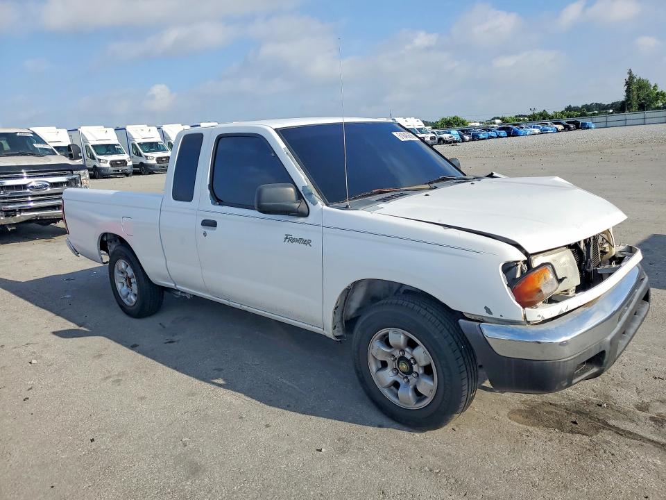 Продажа на аукционе авто 2000 Nissan Frontier, vin: 1N6DD26S0YC301465, номер лота: 61845696