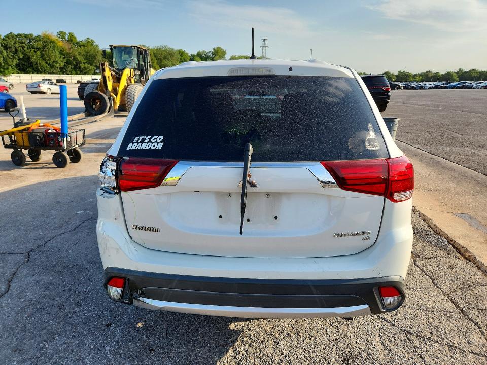 Продажа на аукционе авто 2016 Mitsubishi Outlander, vin: JA4AD3A35GZ052727, номер лота: 60195036