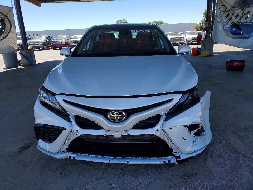 Продажа на аукционе авто 2024 Toyota Camry, vin: 4T1K61AK4RU848204, номер лота: 62792096