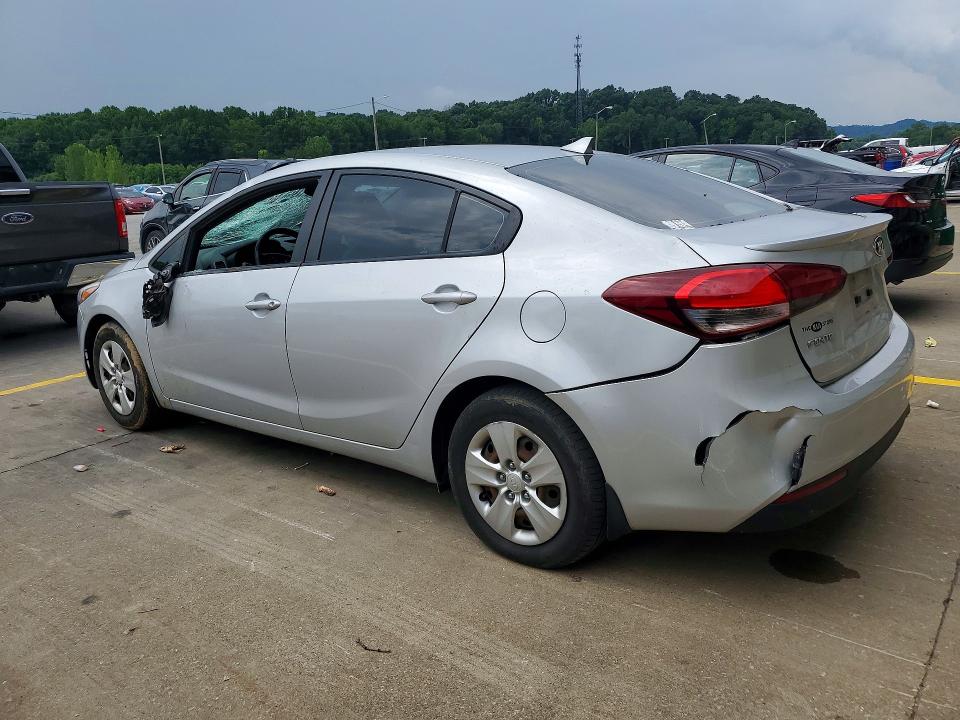 2017 Kia Forte მანქანა იყიდება აუქციონზე, vin: 3KPFL4A7XHE095237, აუქციონის ნომერი: 59785306