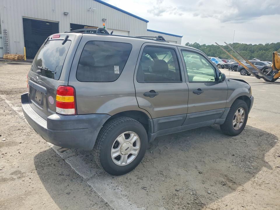 2004 Ford Escape მანქანა იყიდება აუქციონზე, vin: 1FMYU03114DA21123, აუქციონის ნომერი: 62191556