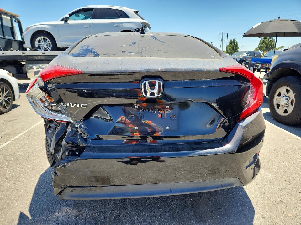 2018 Honda Civic მანქანა იყიდება აუქციონზე, vin: 2HGFC2F73JH500458, აუქციონის ნომერი: 60648446