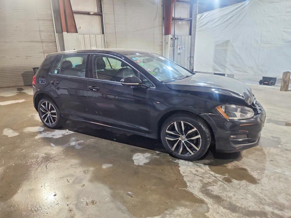 61180986 :رقم المزاد ، 3VW217AU9HM072286 vin ، 2017 Volkswagen Golf مزاد بيع