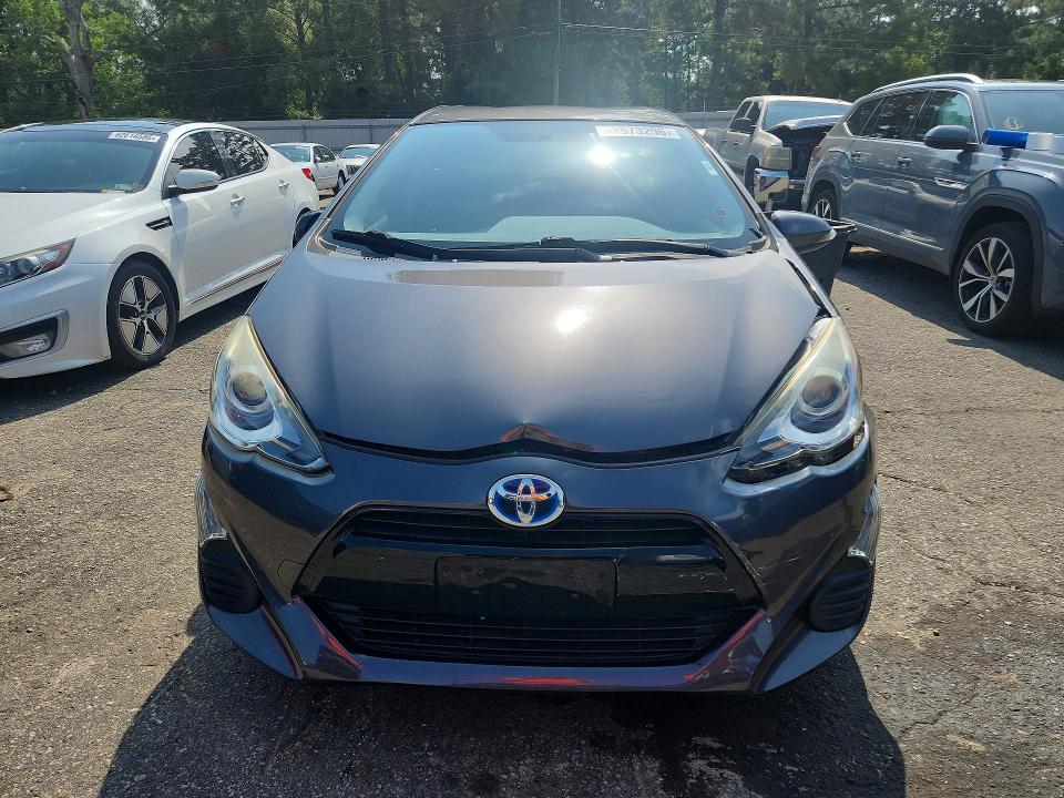 62573296 :رقم المزاد ، JTDKDTB34G1138229 vin ، 2016 Toyota Prius C مزاد بيع