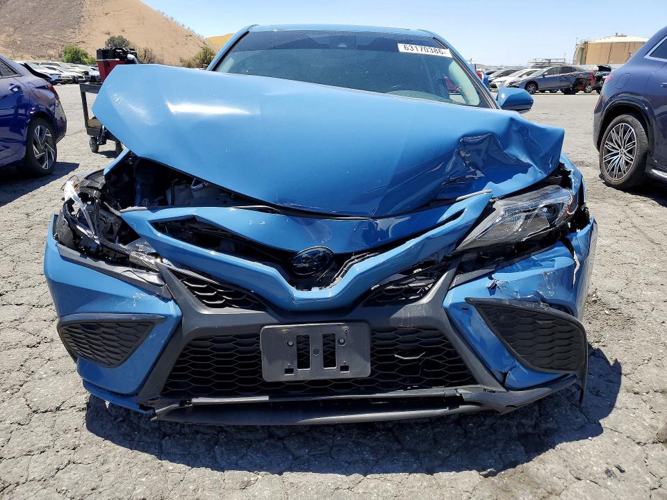 63170386 :رقم المزاد ، 4T1S31AKXPU052904 vin ، 2023 Toyota Camry Hybrid مزاد بيع