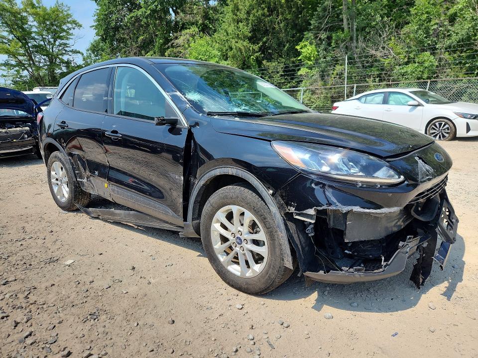 2021 Ford Escape მანქანა იყიდება აუქციონზე, vin: 1FMCU9BZ4MUA58222, აუქციონის ნომერი: 61237756