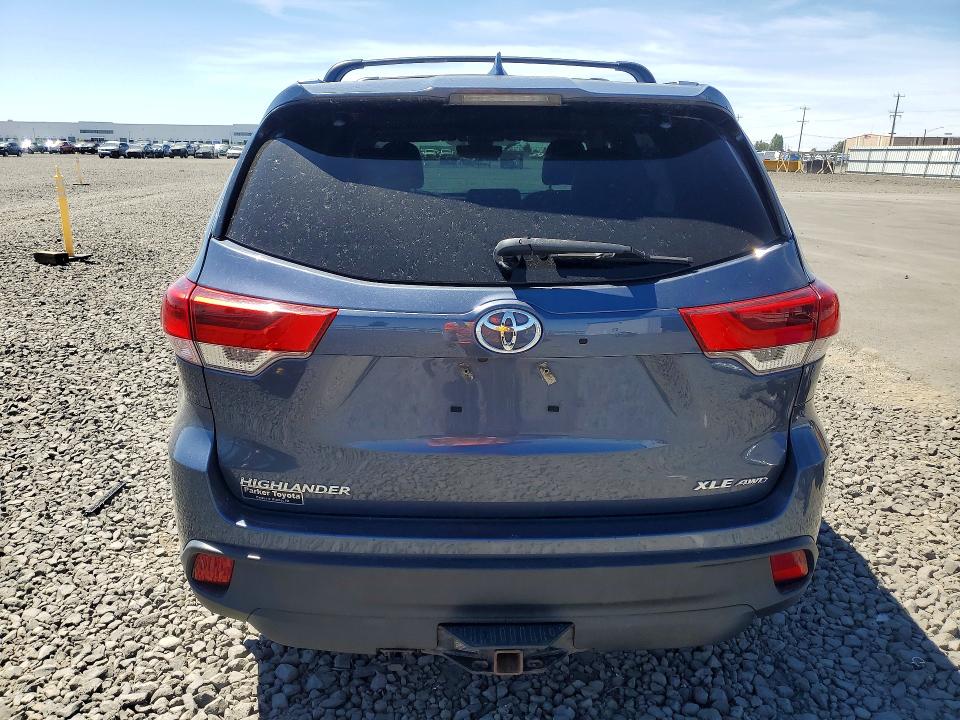 Продаж на аукціоні авто 2019 Toyota Highlander, vin: 5TDJZRFH5KS708949, номер лоту: 60246996