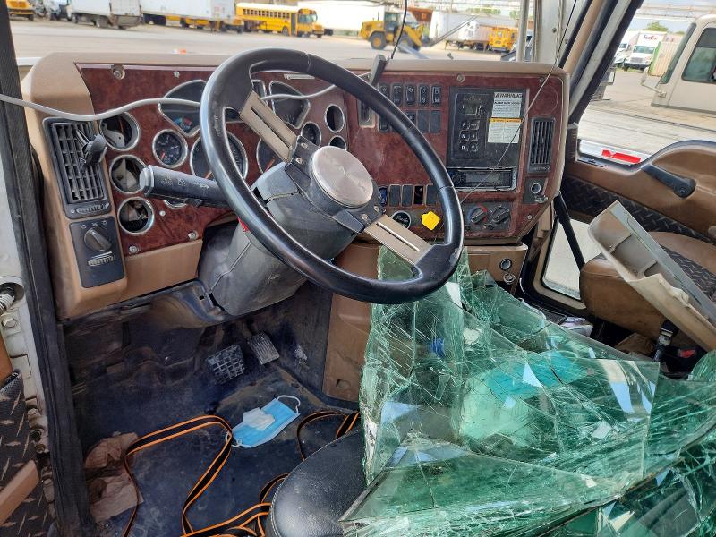 Продажа на аукционе авто 2009 Mack 700, vin: 1M2AX09C69M003810, номер лота: 60413726