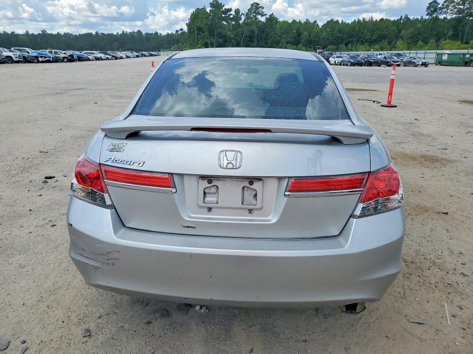 59573176 :رقم المزاد ، 1HGCP2F35CA158825 vin ، 2012 Honda Accord مزاد بيع