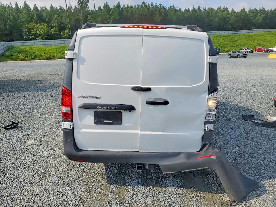 59859486 :رقم المزاد ، W1YV0BEY1N3953463 vin ، 2022 Mercedes-benz Metris مزاد بيع