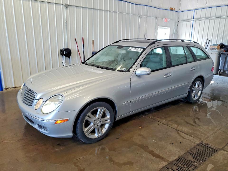 60563326 :رقم المزاد ، WDBUH87J86X192208 vin ، 2006 Mercedes-benz E مزاد بيع
