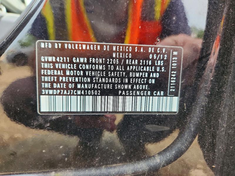 61181076 :رقم المزاد ، 3VWDP7AJ7CM410502 vin ، 2012 Volkswagen Jetta مزاد بيع