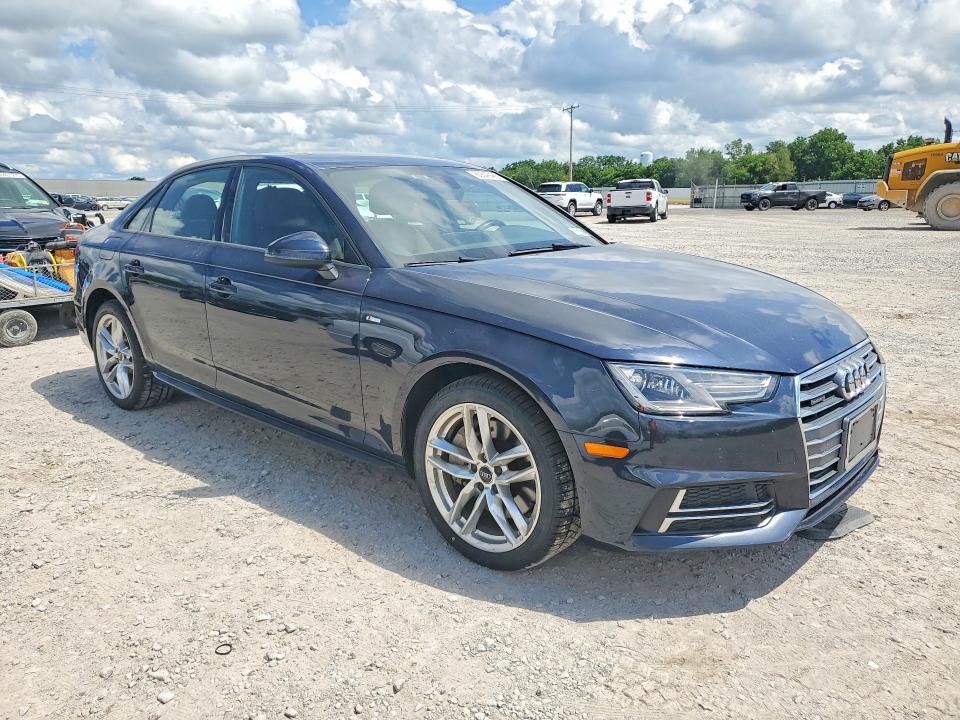 60549486 :رقم المزاد ، WAUDNAF42HN058769 vin ، 2017 Audi A4 مزاد بيع