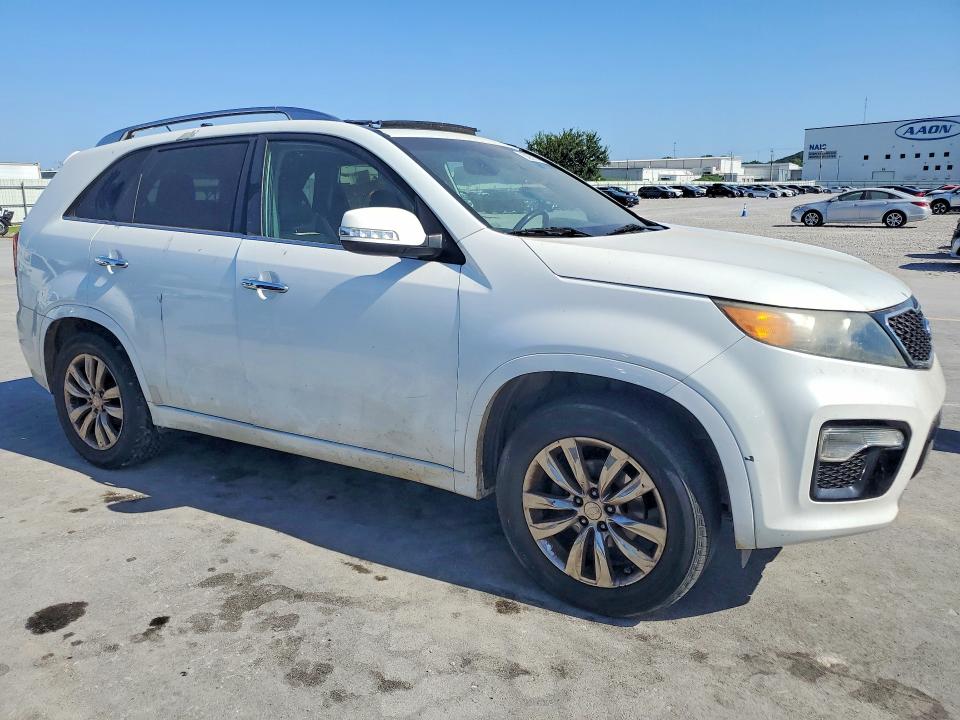 62921746 :رقم المزاد ، 5XYKW4A2XDG384545 vin ، 2013 Kia Sorento مزاد بيع