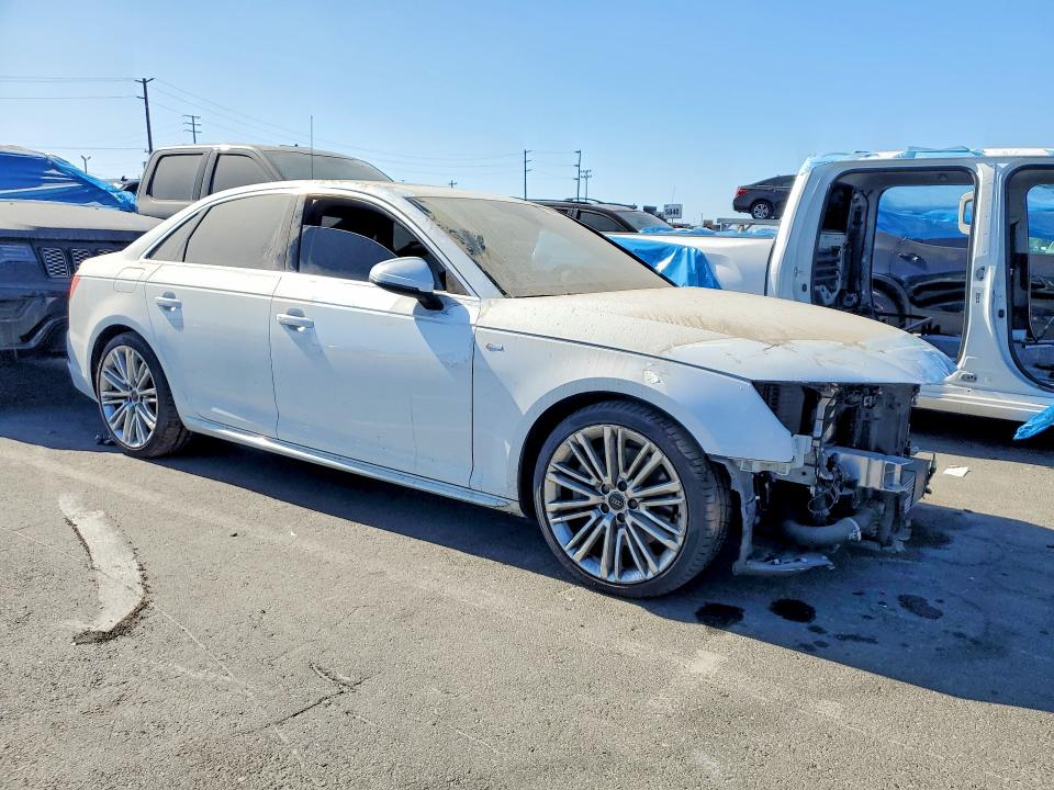 Продажа на аукционе авто 2017 Audi A4, vin: WAUENAF46HN037525, номер лота: 45597516