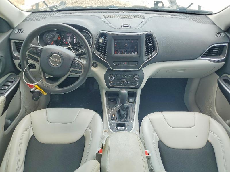 62521286 :رقم المزاد ، 1C4PJLLB5LD581163 vin ، 2020 Jeep Cherokee مزاد بيع