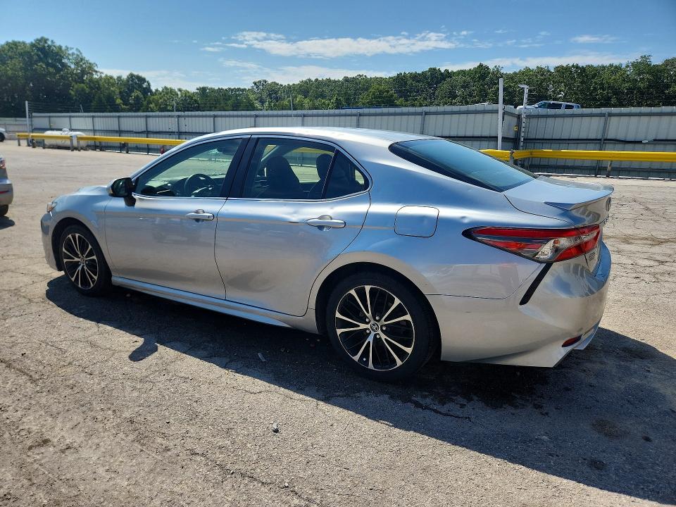 59097056 :رقم المزاد ، JTNB11HK3J3025276 vin ، 2018 Toyota Camry مزاد بيع