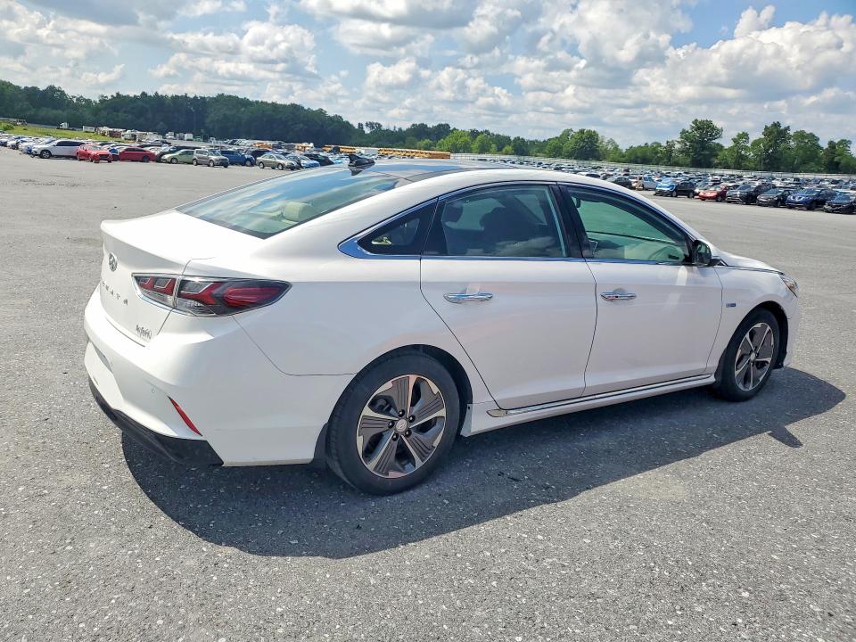 Продажа на аукционе авто 2019 Hyundai Sonata Hybrid, vin: KMHE34L35KA087901, номер лота: 62407826