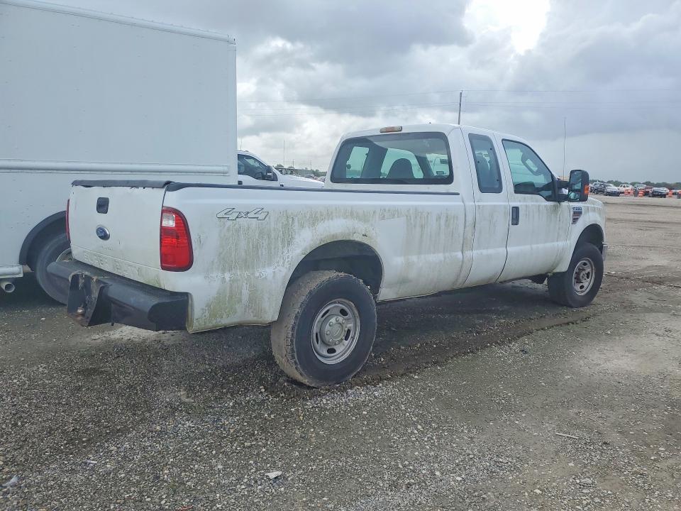 58476186 :رقم المزاد ، 1FTSX2BR4AEA67264 vin ، 2010 Ford F250 مزاد بيع