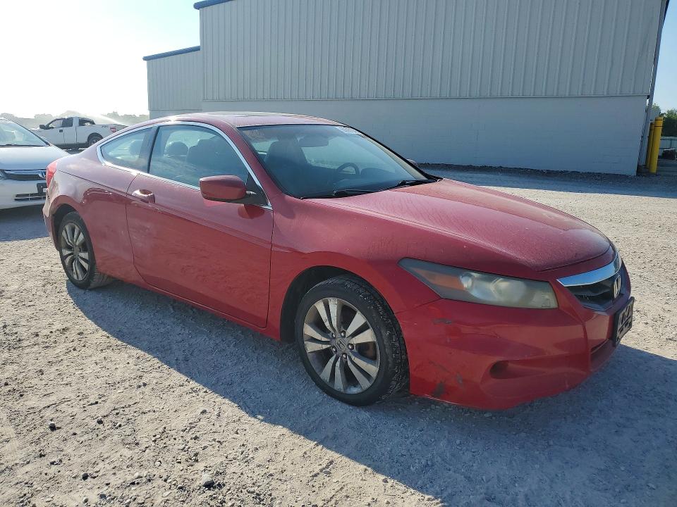 60561046 :رقم المزاد ، 1HGCS1B86BA005962 vin ، 2011 Honda Accord مزاد بيع