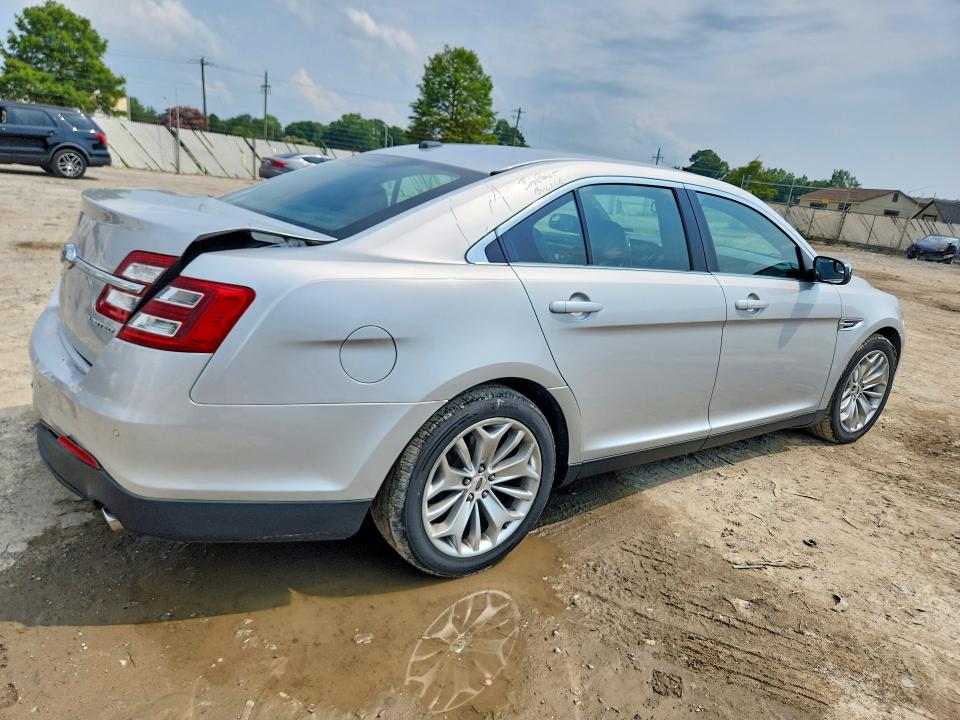 Продажа на аукционе авто 2015 Ford Taurus, vin: 1FAHP2F80FG118725, номер лота: 62899996