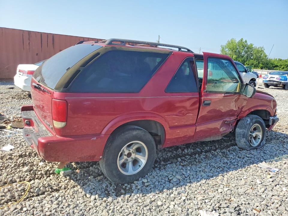 59258746 :رقم المزاد ، 1GNCS18W11K169995 vin ، 2001 Chevrolet Blazer مزاد بيع