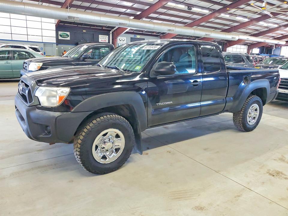 Auction sale of the 2015 Toyota Tacoma, vin: 5TFUU4EN2FX125065, lot number: 62753456