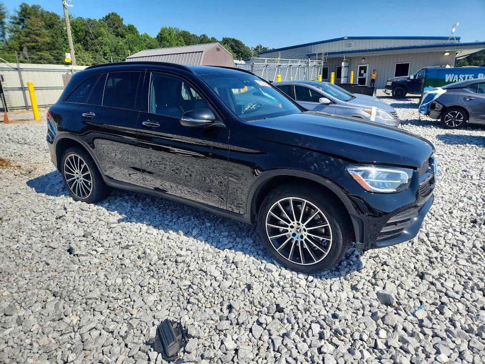 61673436 :رقم المزاد ، W1N0G8DB5NV335876 vin ، 2022 Mercedes-benz Glc مزاد بيع