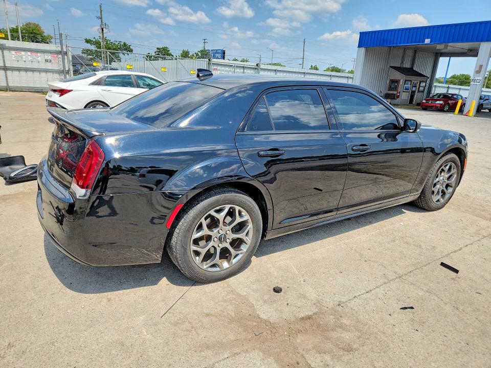 Продажа на аукционе авто 2017 Chrysler 300, vin: 2C3CCAGG3HH651311, номер лота: 63431576