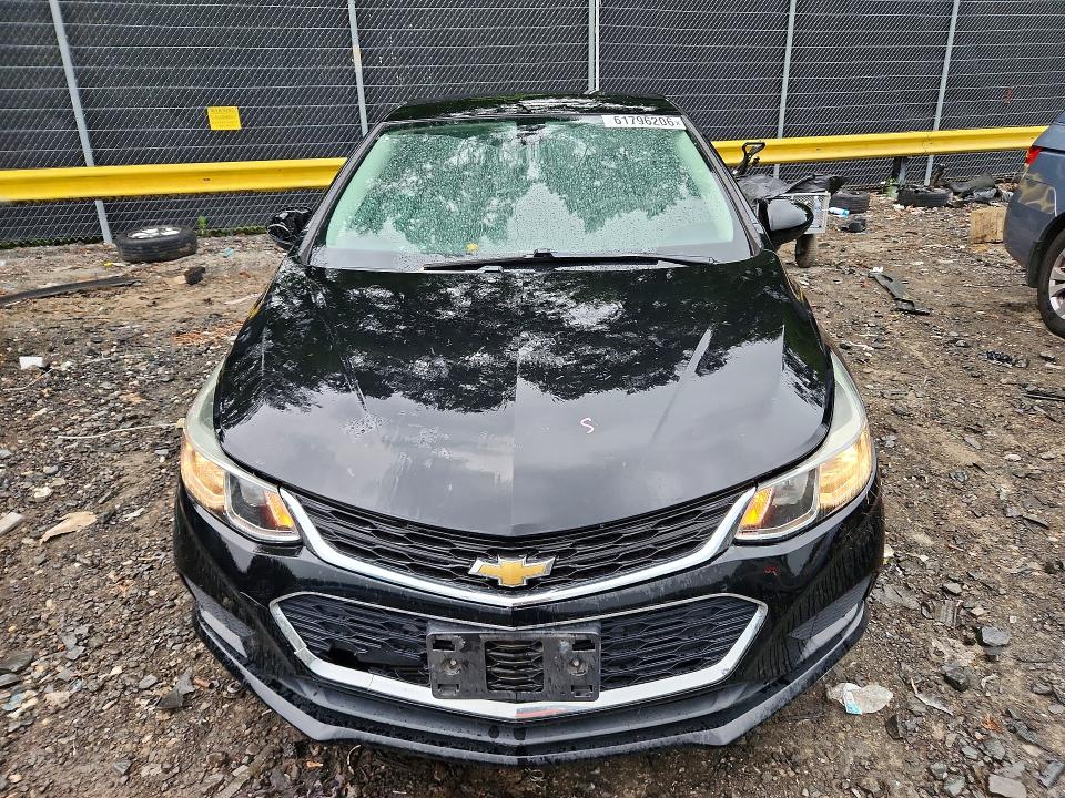 2018 Chevrolet Cruze მანქანა იყიდება აუქციონზე, vin: 1G1BC5SM2J7203308, აუქციონის ნომერი: 61796206