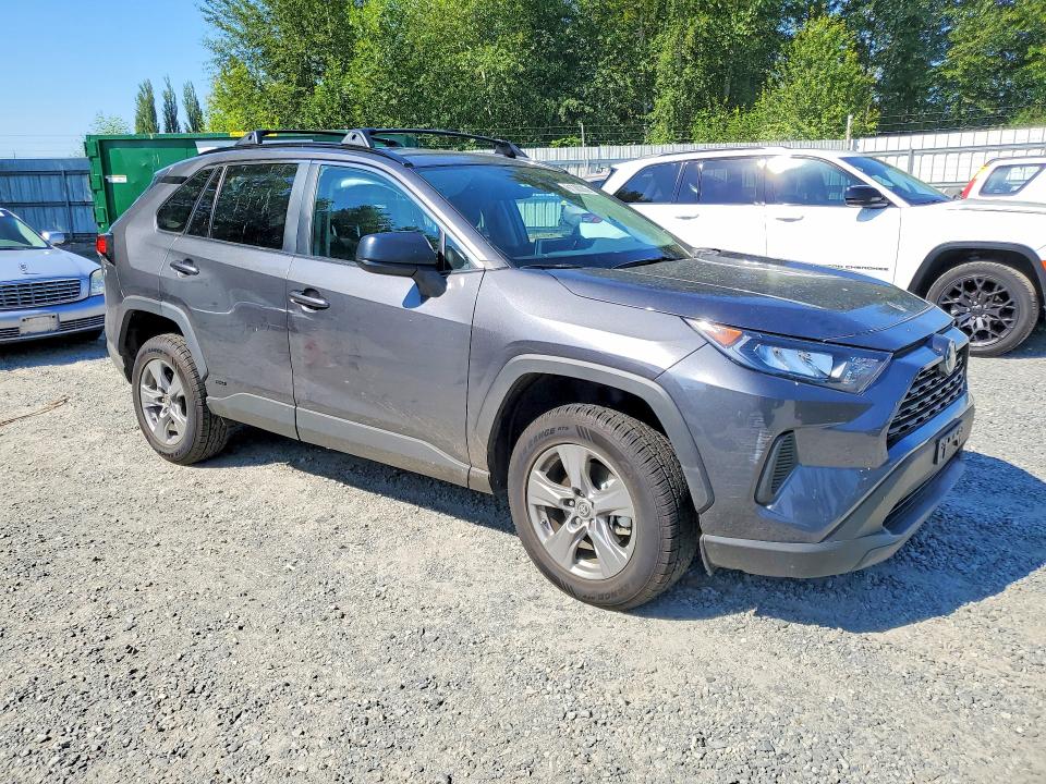 61083286 :رقم المزاد ، 4T3LWRFV7NU067832 vin ، 2022 Toyota Rav4 مزاد بيع