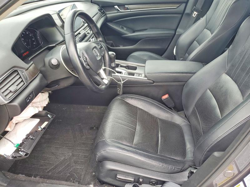 62267086 :رقم المزاد ، 1HGCV1F50JA239164 vin ، 2018 Honda Accord مزاد بيع