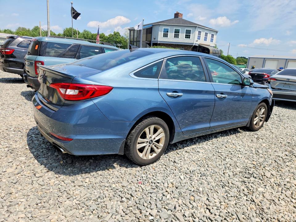 61303276 :رقم المزاد ، 5NPE24AF3FH061641 vin ، 2015 Hyundai Sonata مزاد بيع