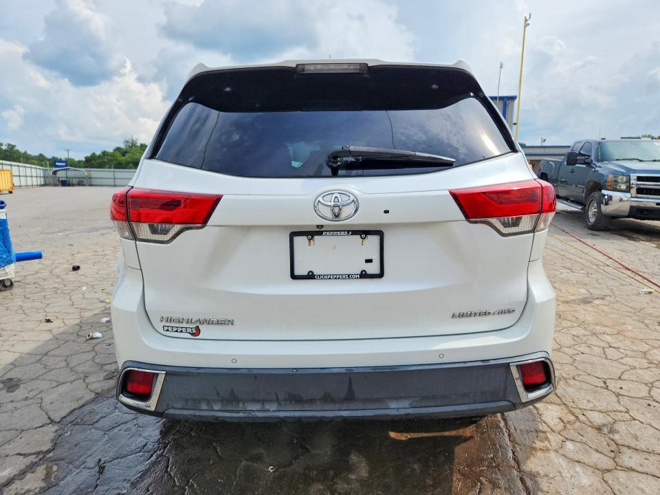 59736096 :رقم المزاد ، 5TDDZRFH8KS995748 vin ، 2019 Toyota Highlander مزاد بيع