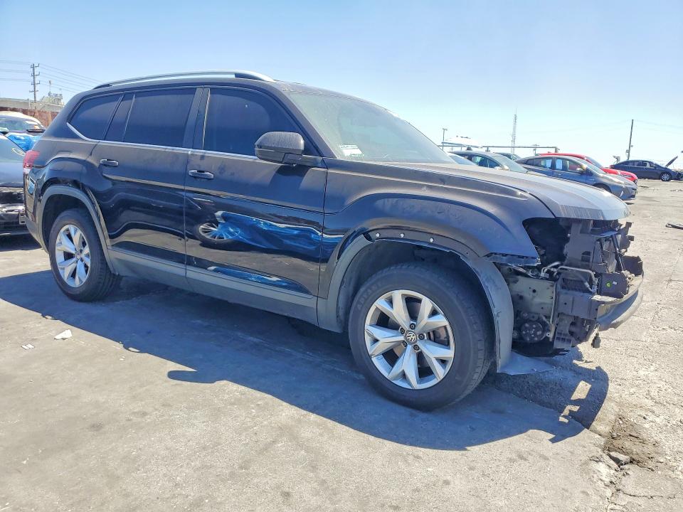 Продаж на аукціоні авто 2018 Volkswagen Atlas, vin: 1V2CR2CA9JC565297, номер лоту: 59899026