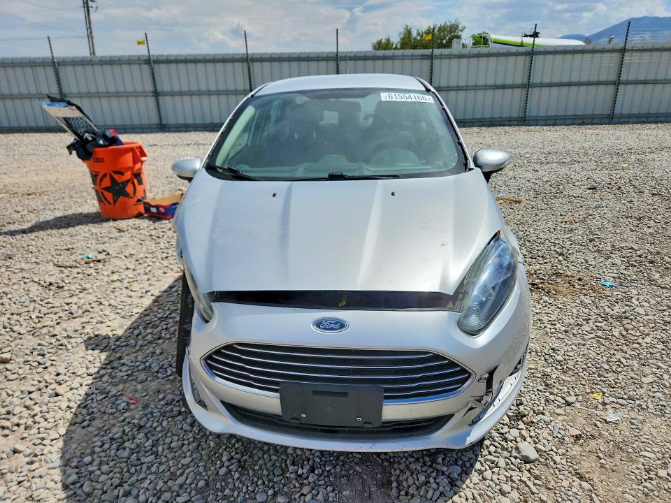 61554166 :رقم المزاد ، 3FADP4BJ5FM214391 vin ، 2015 Ford Fiesta مزاد بيع