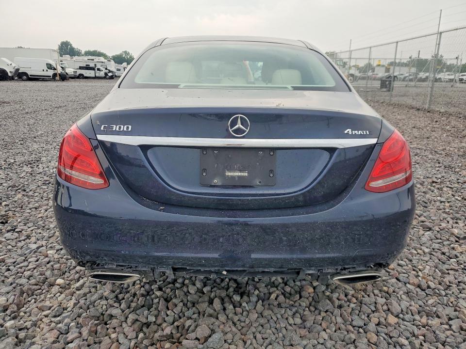 2015 Mercedes-benz C მანქანა იყიდება აუქციონზე, vin: 55SWF4KB5FU078989, აუქციონის ნომერი: 61501336