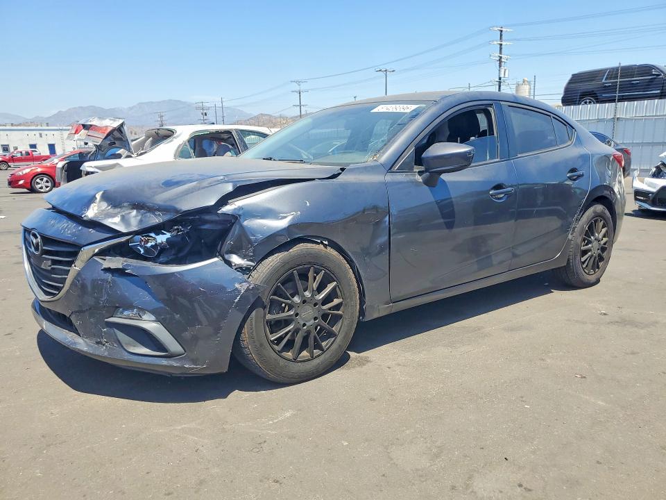 61439396 :رقم المزاد ، JM1BM1T76G1317202 vin ، 2016 Mazda 3 مزاد بيع