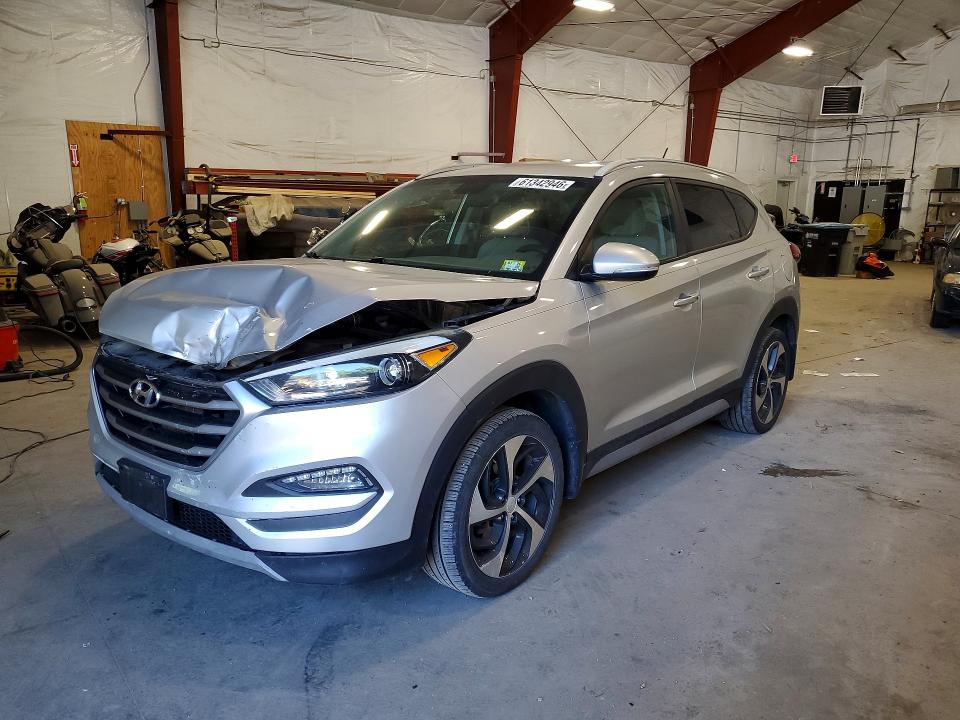 61342946 :رقم المزاد ، KM8J3CA27HU515736 vin ، 2017 Hyundai Tucson مزاد بيع
