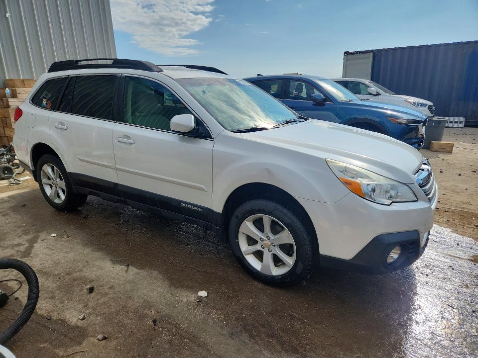Продажа на аукционе авто 2014 Subaru Outback, vin: 4S4BRBECXE3201158, номер лота: 61065676