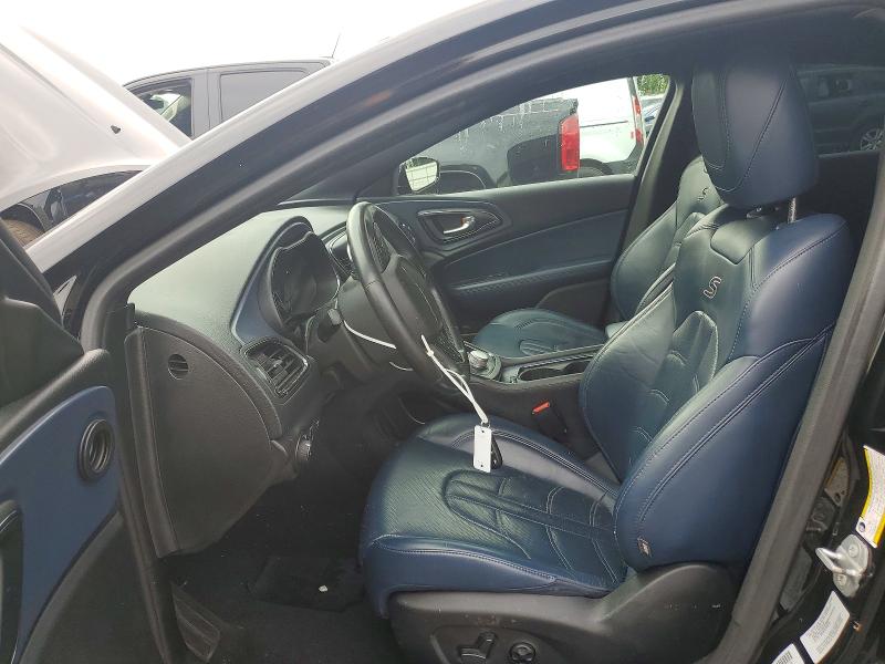 60261346 :رقم المزاد ، 1C3CCCBG6GN109404 vin ، 2016 Chrysler 200 مزاد بيع